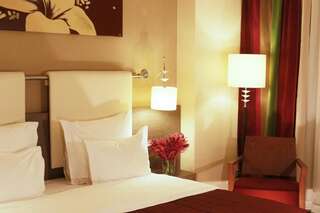 Отель Golden Tulip Ana Dome Hotel Клуж-Напока Стандартный номер с кроватью размера "queen-size"-3