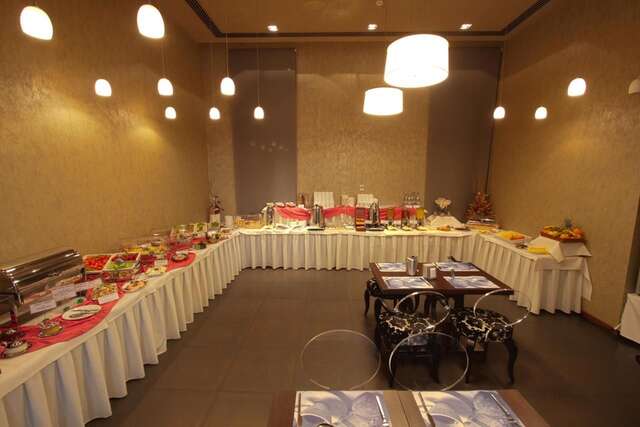 Отель Golden Tulip Ana Dome Hotel Клуж-Напока-31