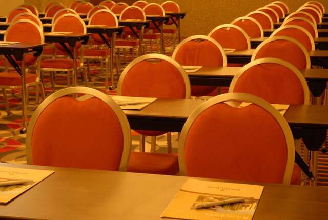 Отель Golden Tulip Ana Dome Hotel Клуж-Напока-35